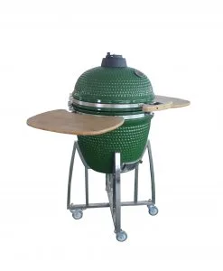 Versatile BBQ grill for smoking and grilling